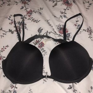 GILLY HICKS BRA 36B